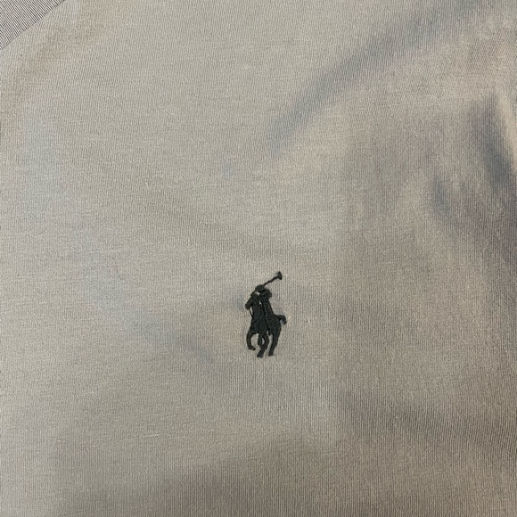 Polo Ralph Lauren V-Neck T-Shirt (Large) - Picture 3 of 5